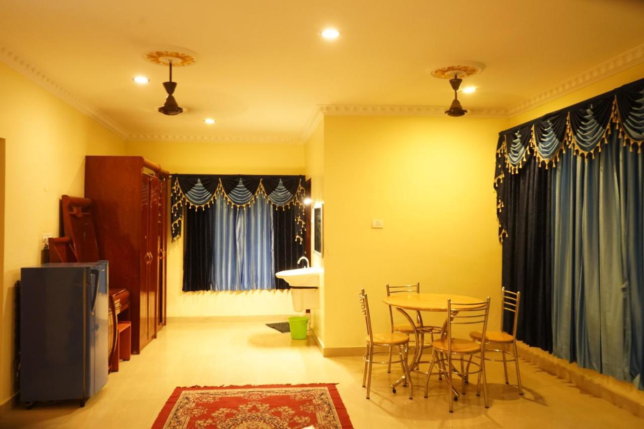 Hotel Supreme Ac Rameshwaram Exterior photo